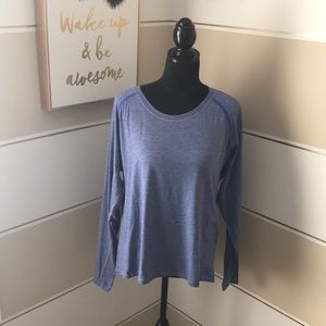 💙✨LULULEMON LONG SLEEVE TOP✨💙